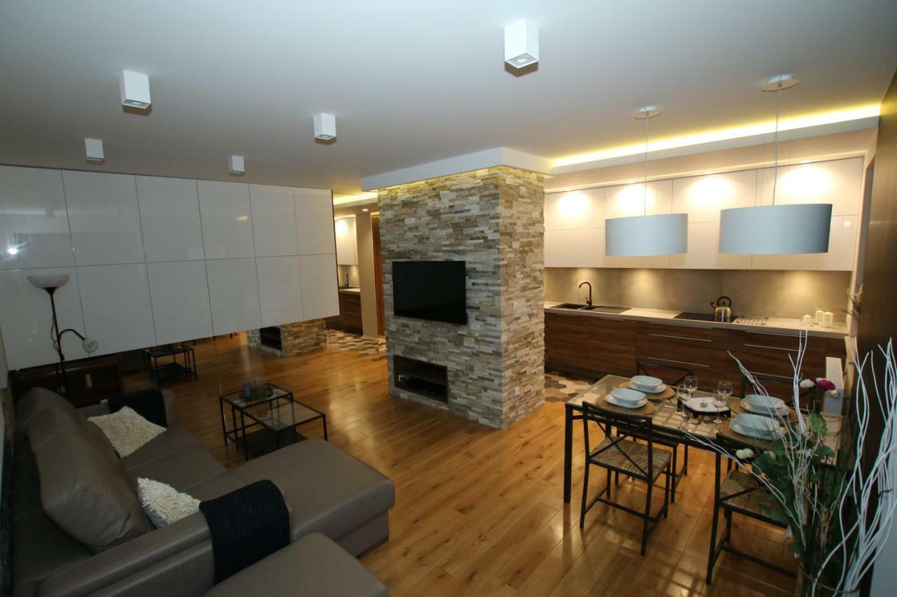 Apartament "Park Lotnikow" كراكوفيا المظهر الخارجي الصورة