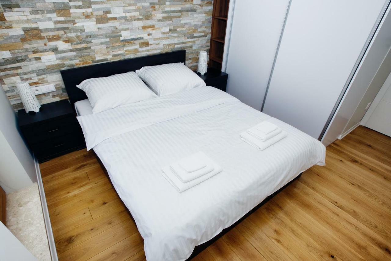 Apartament "Park Lotnikow" كراكوفيا المظهر الخارجي الصورة