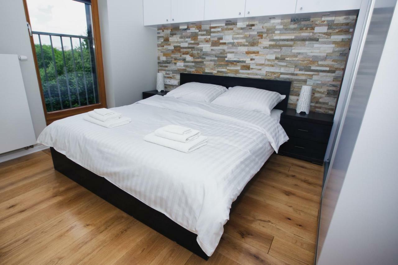 Apartament "Park Lotnikow" كراكوفيا المظهر الخارجي الصورة